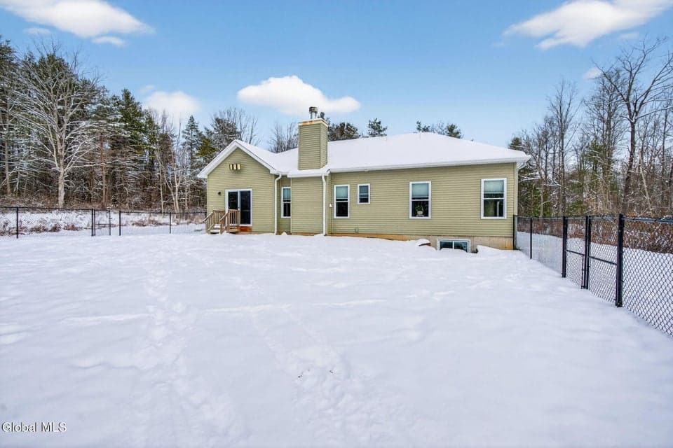 295 Woodstone Circle, photo 3