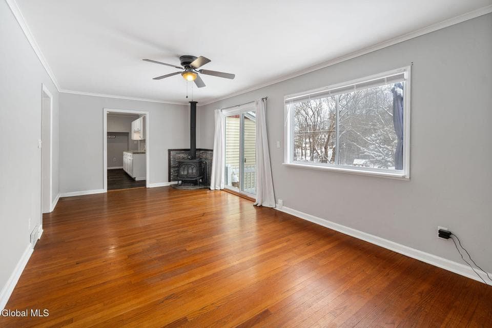 13 E Saint Stephens Lane, photo 4