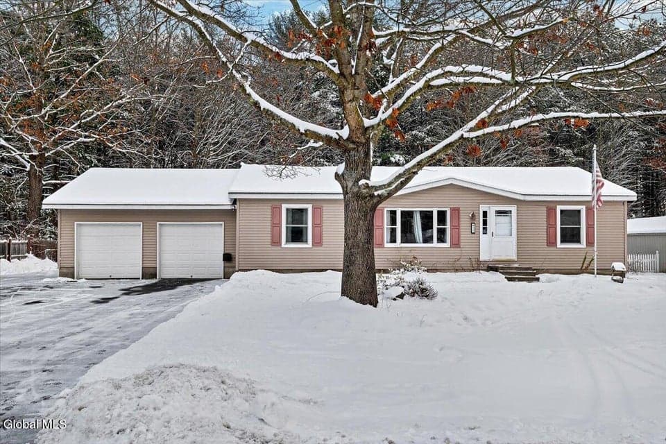 32 Pinewood Road, photo 2