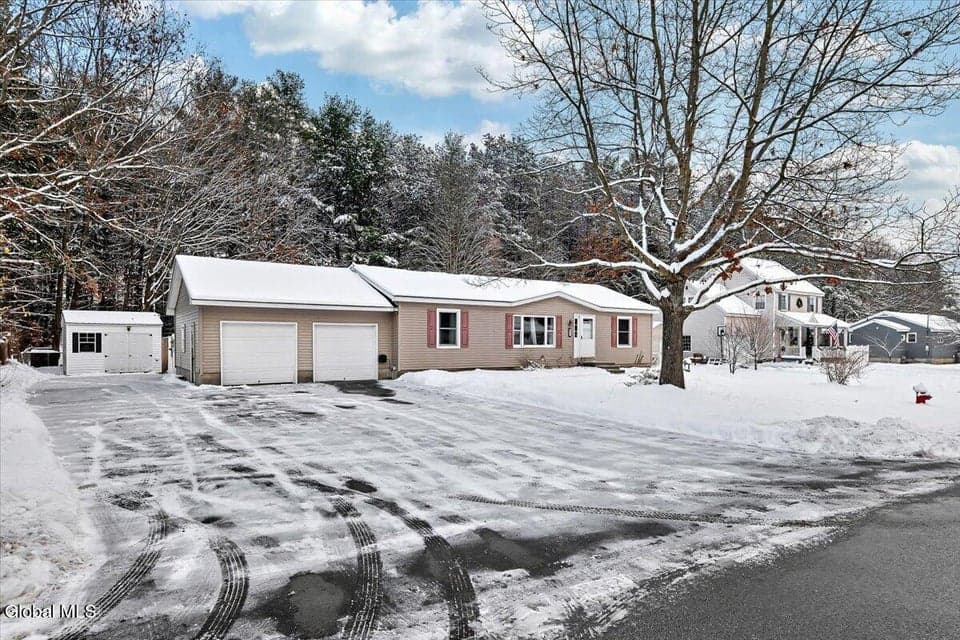 32 Pinewood Road, photo 4