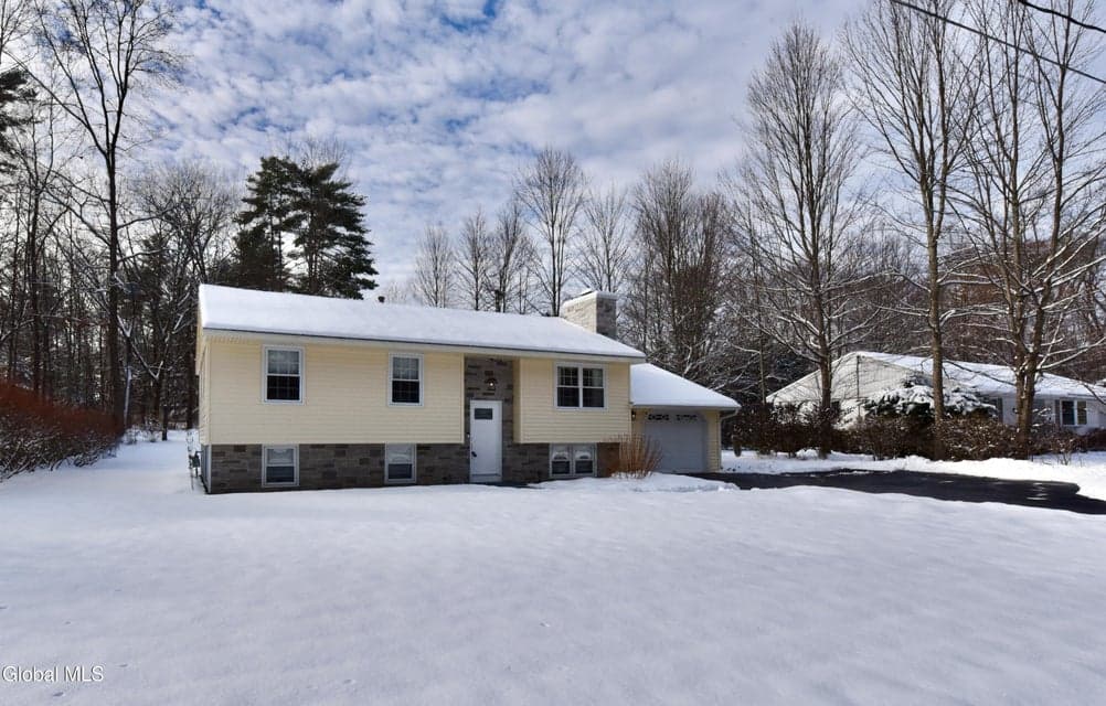 7 White Pine Lane, photo 4