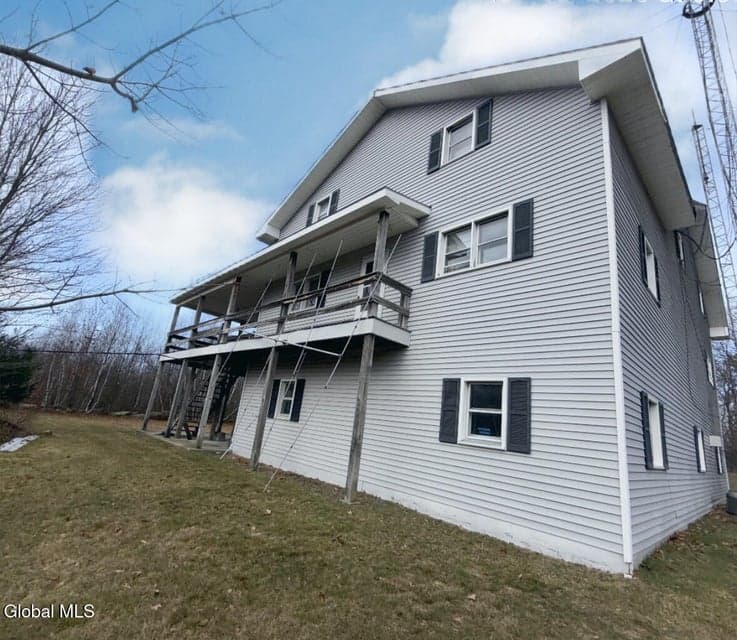 221 Babcok Lake Road, photo 1