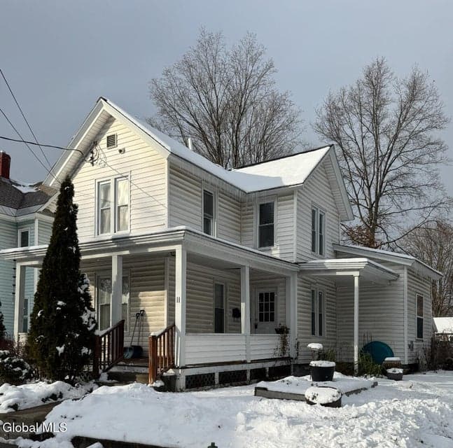 11 Second Street, photo 1