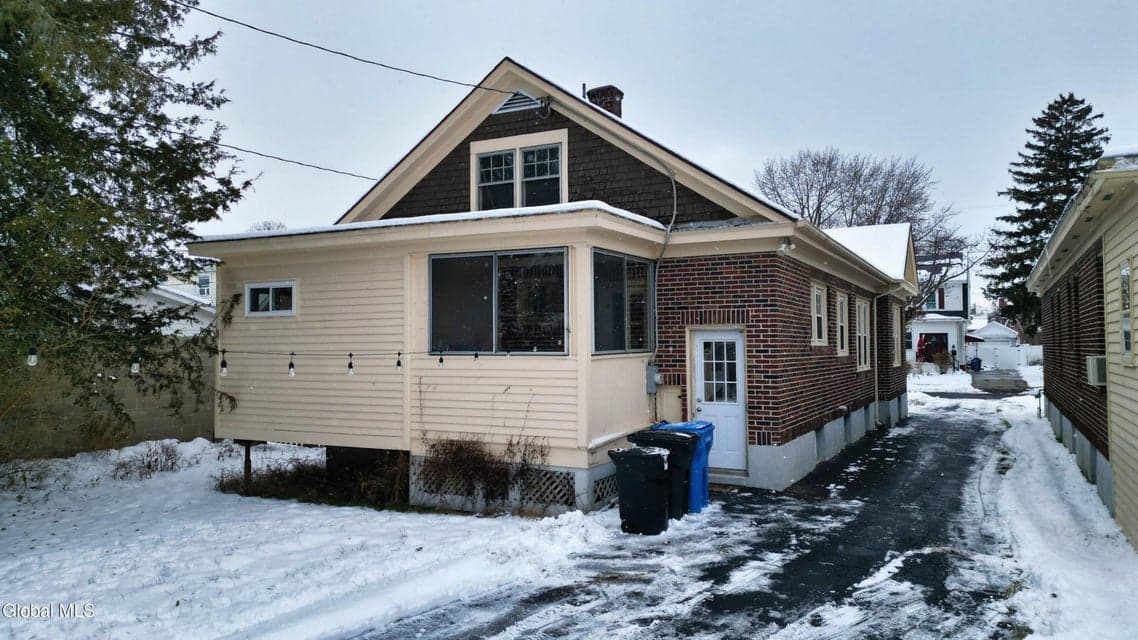 81 Edgecomb Street, Albany, NY, photo 4