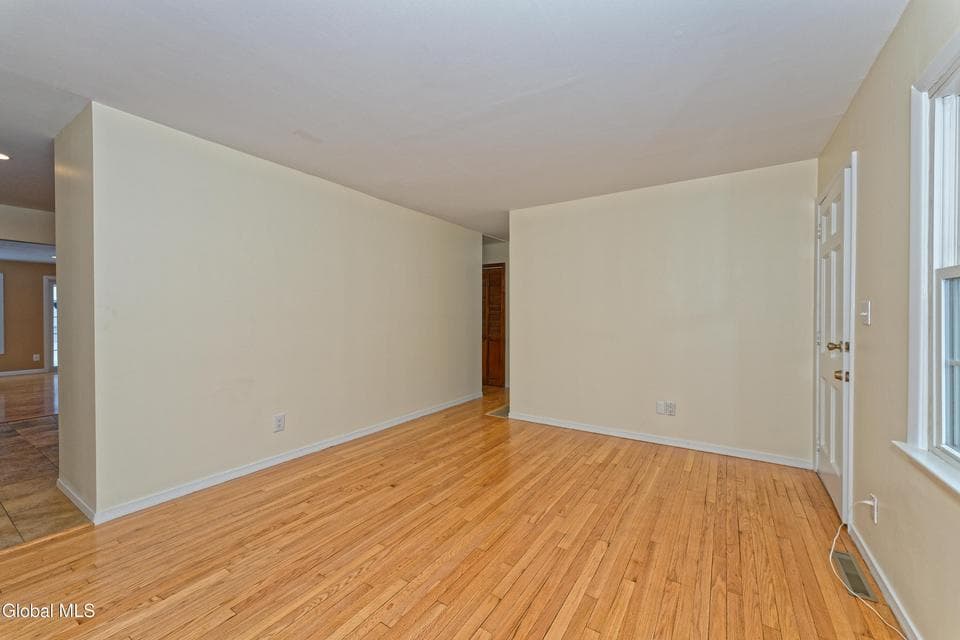 26 Mildred Lane, photo 4