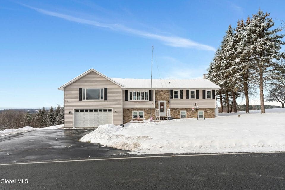 23 Geiser Road, photo 1