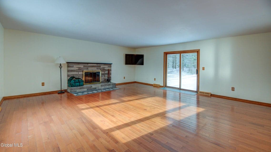 148 Crannel Road, photo 2