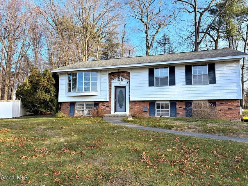 12 Clove Court, photo 2