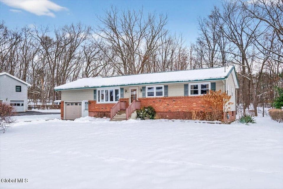 25 Dino Drive, photo 1