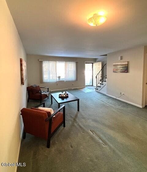 148 Williamsburg Court, photo 4