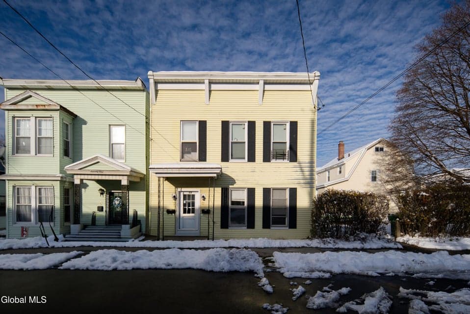 69 Heartt Avenue, photo 1