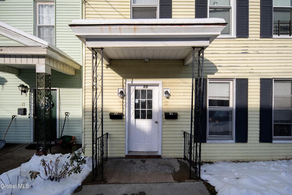 69 Heartt Avenue, photo 2