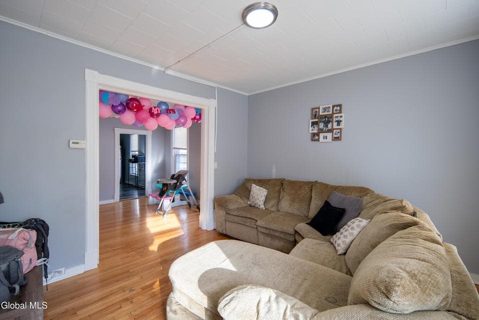 69 Heartt Avenue, photo 3