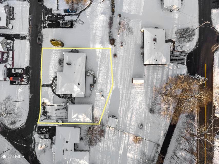 50 Moreland Avenue, photo 5