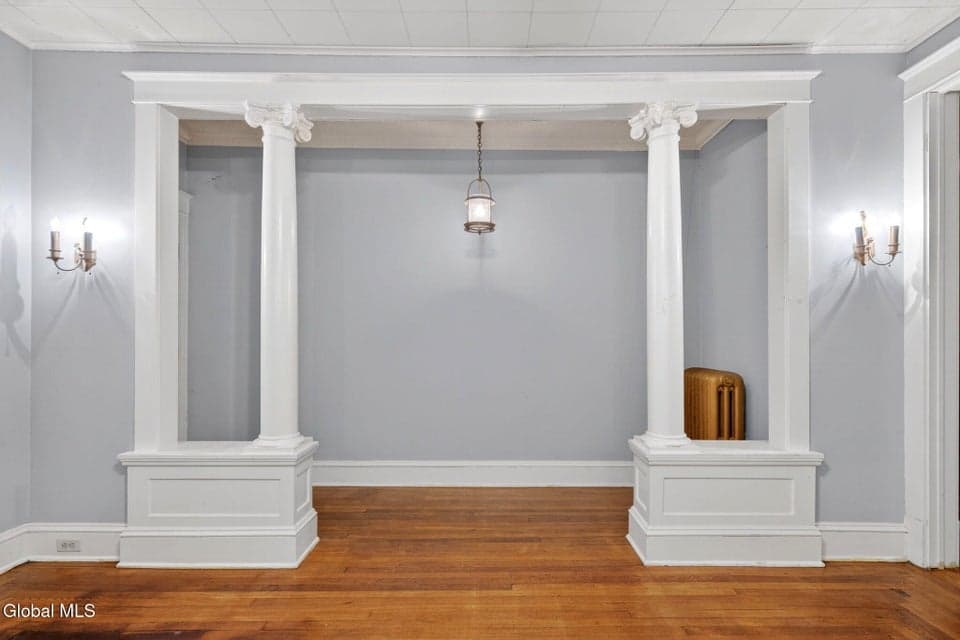 20 McElwain Avenue, photo 4