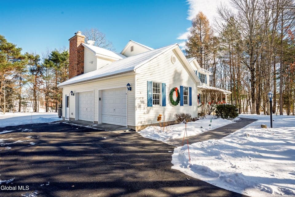 7 Edward Drive, photo 4