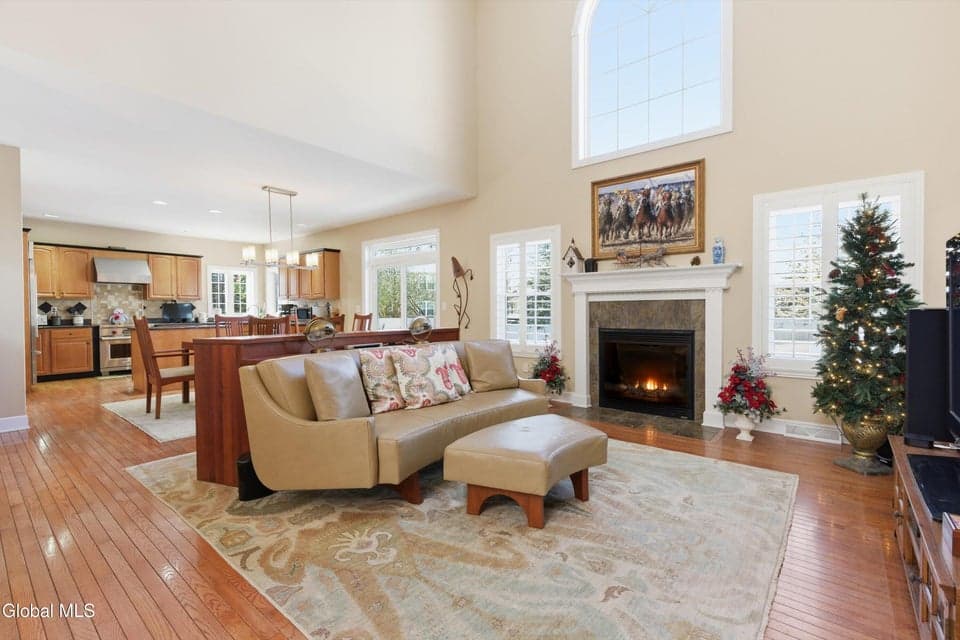 5 Westbury Drive, photo 2