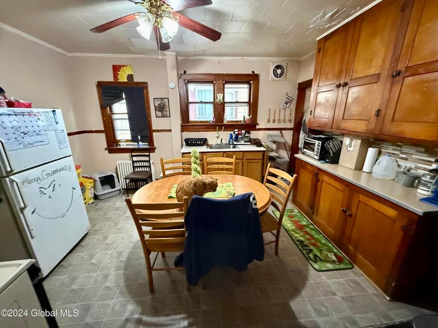 244 Guy Park Avenue, photo 5
