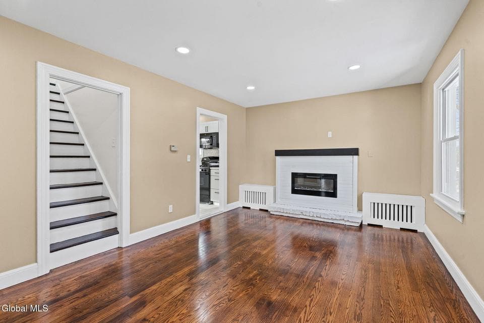 22 Elmwood Court, North Greenbush, NY, photo 5