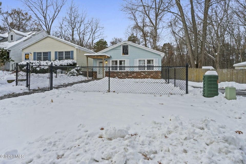 289 Donald Avenue, photo 3