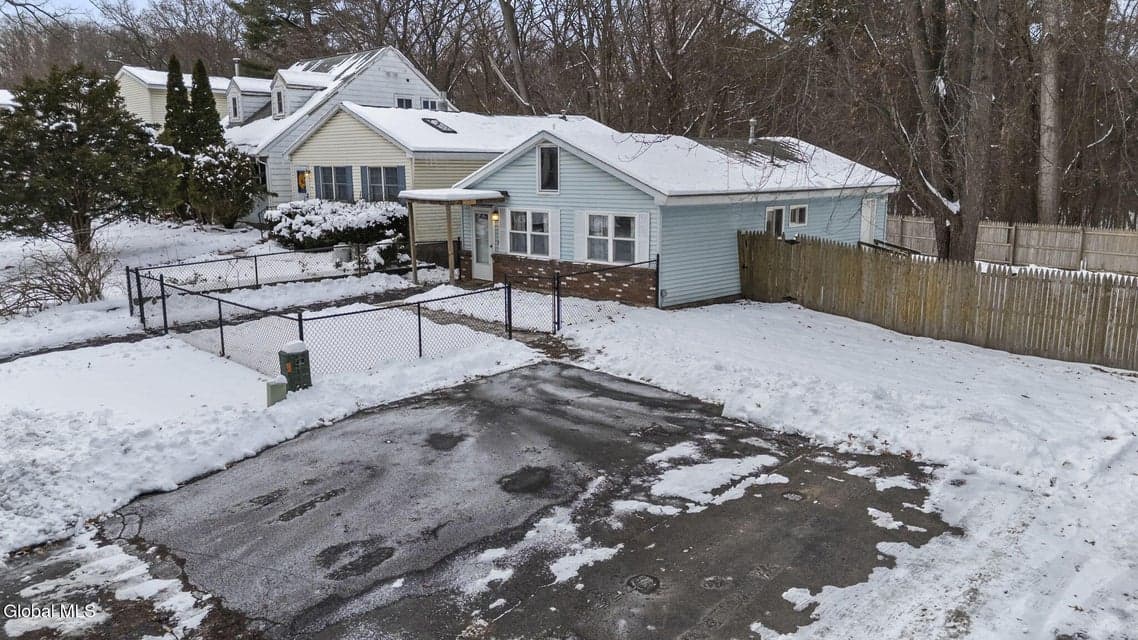 289 Donald Avenue, photo 4