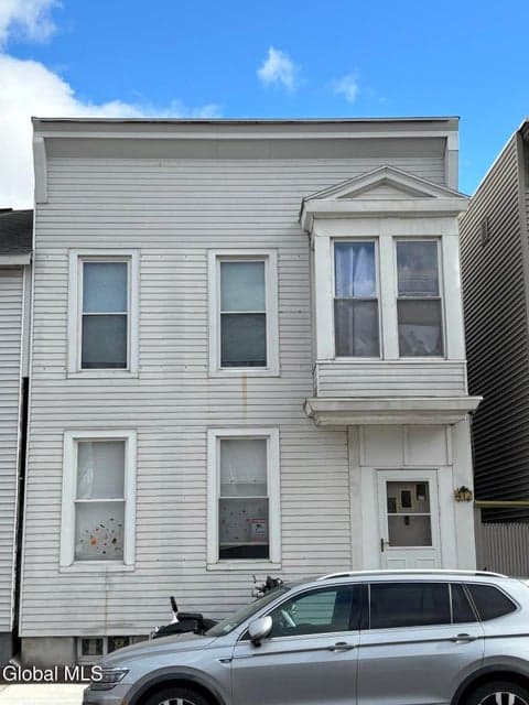 0.07 acres · Duplex, photo 1