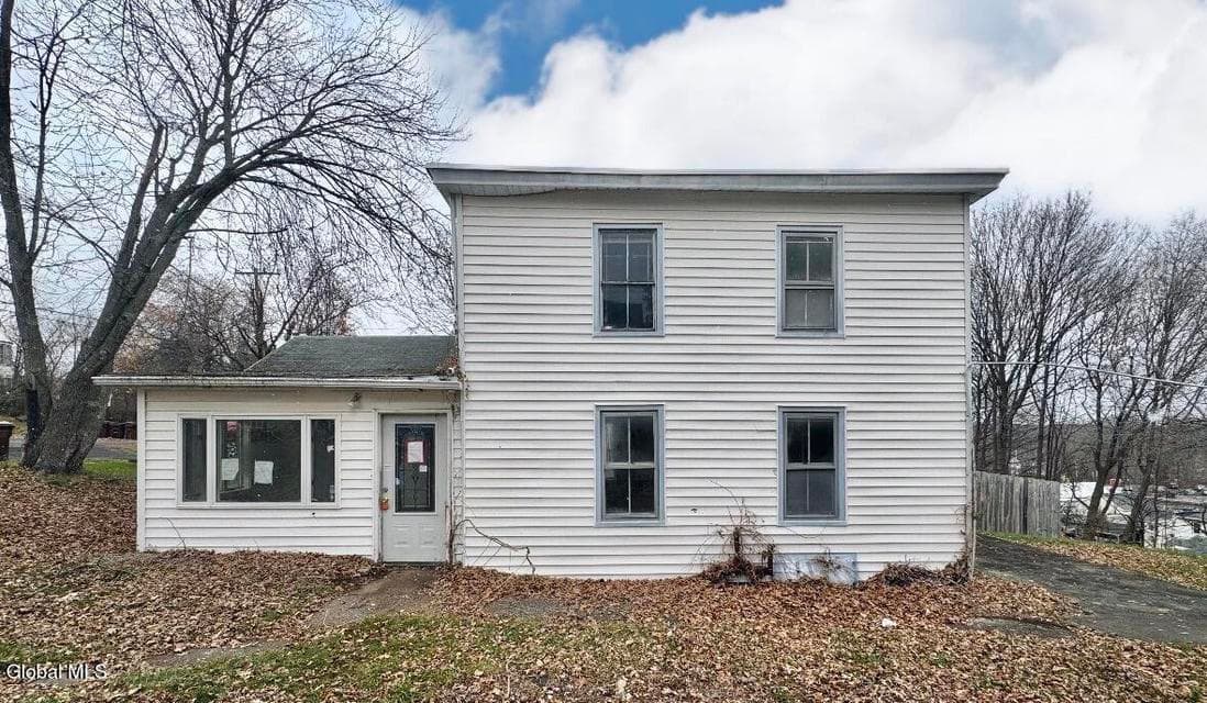 37 Pleasant Street, photo 5