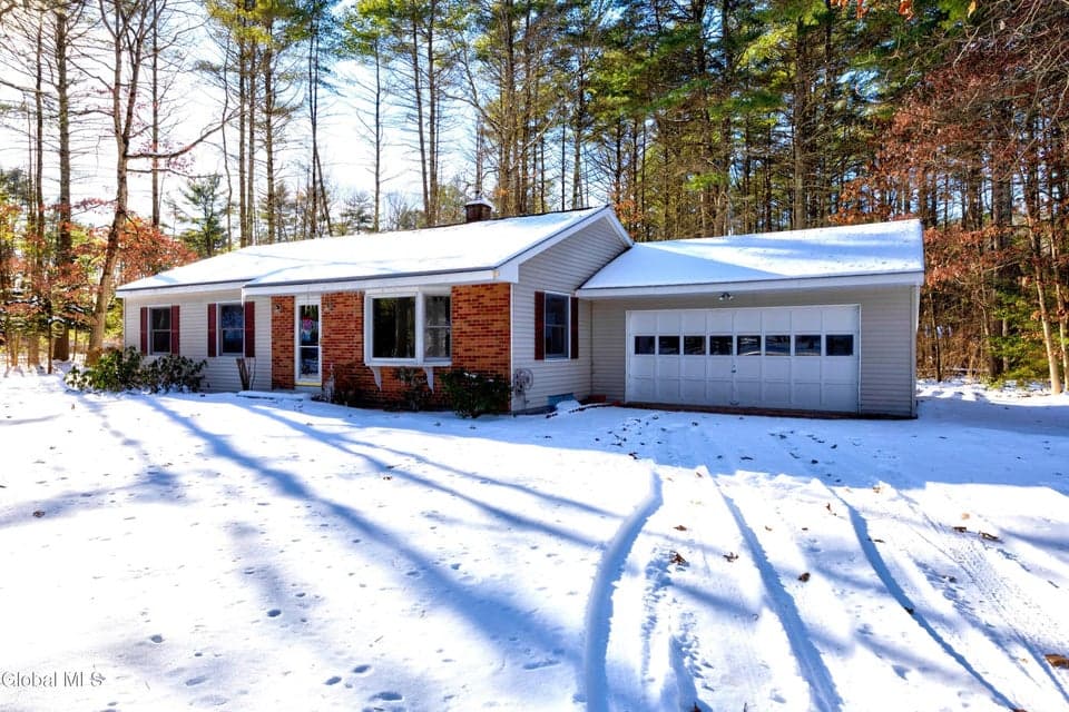 9 Evergreen Lane, photo 2