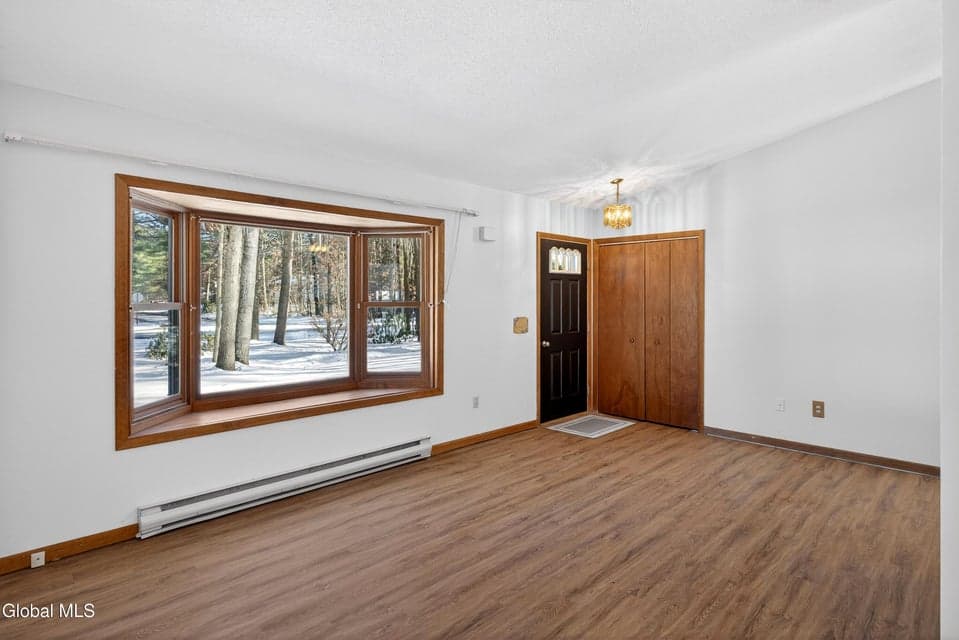 9 Evergreen Lane, photo 3
