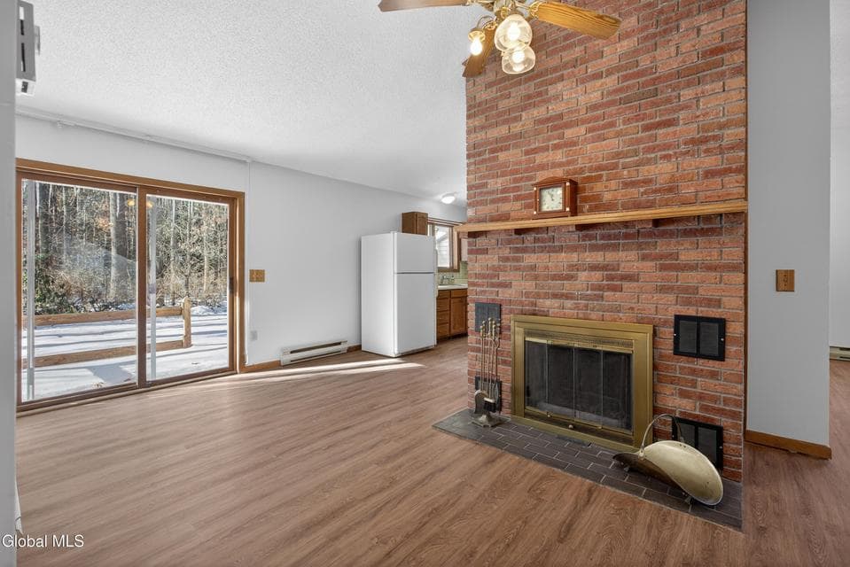 9 Evergreen Lane, photo 4