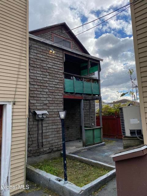 128-130 Congress Street, photo 3