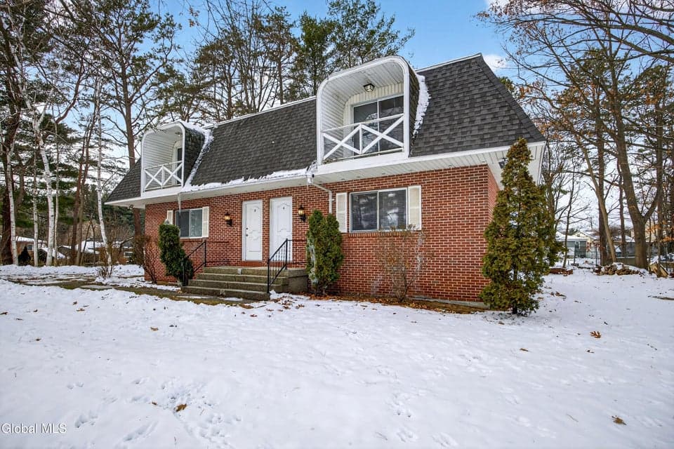 110 Southwoods Court, photo 5