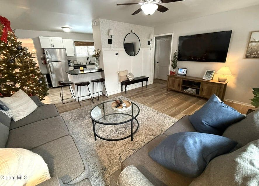 64 Keeler Drive, photo 4