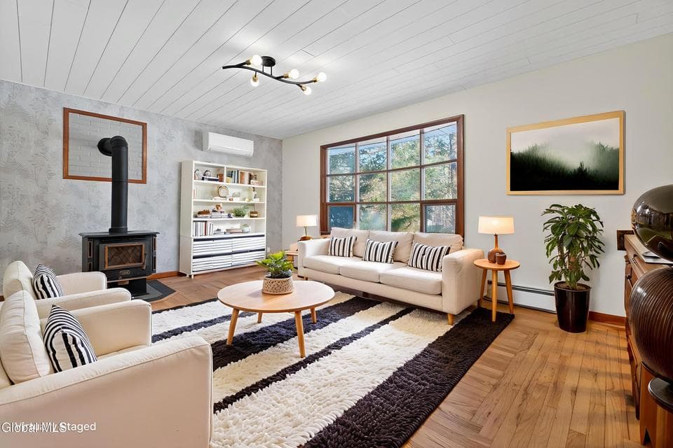 167 Redmond Road, photo 3