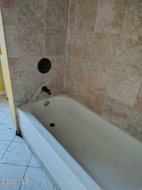 225 Main Street, photo 5