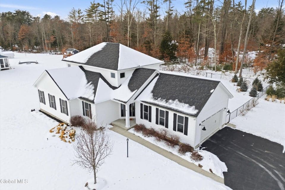 13 Catalina Drive, photo 1