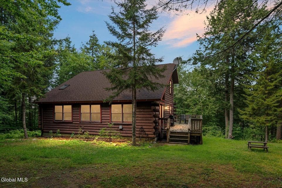 1087 N Hunt Lake Road, photo 2