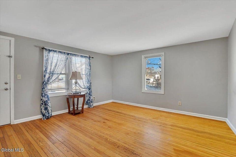 66 Beaver Dam Road, photo 3