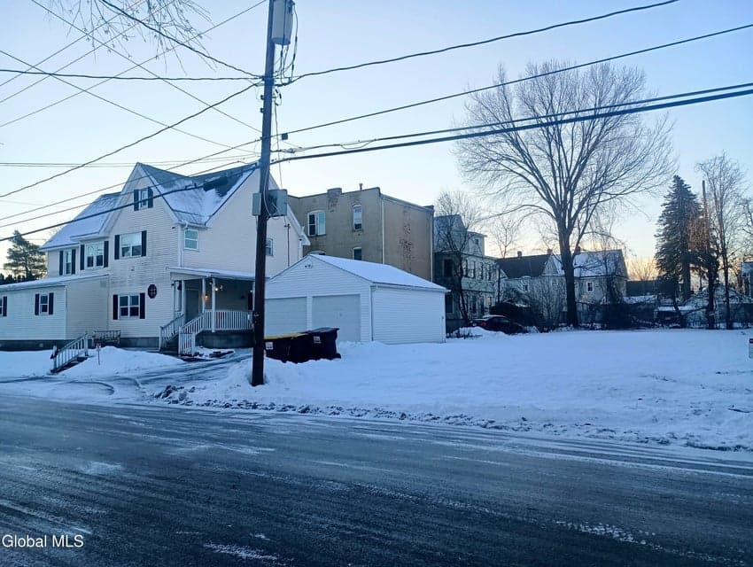321 N 4th Avenue, photo 2