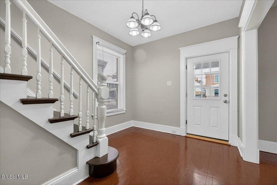 35 James Street, photo 2