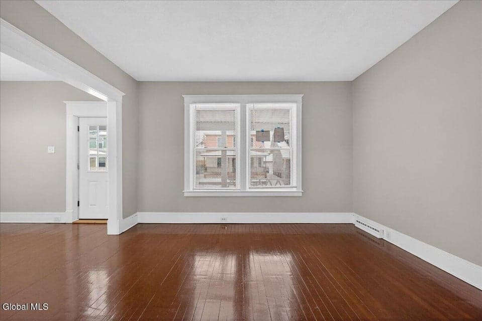 35 James Street, photo 4