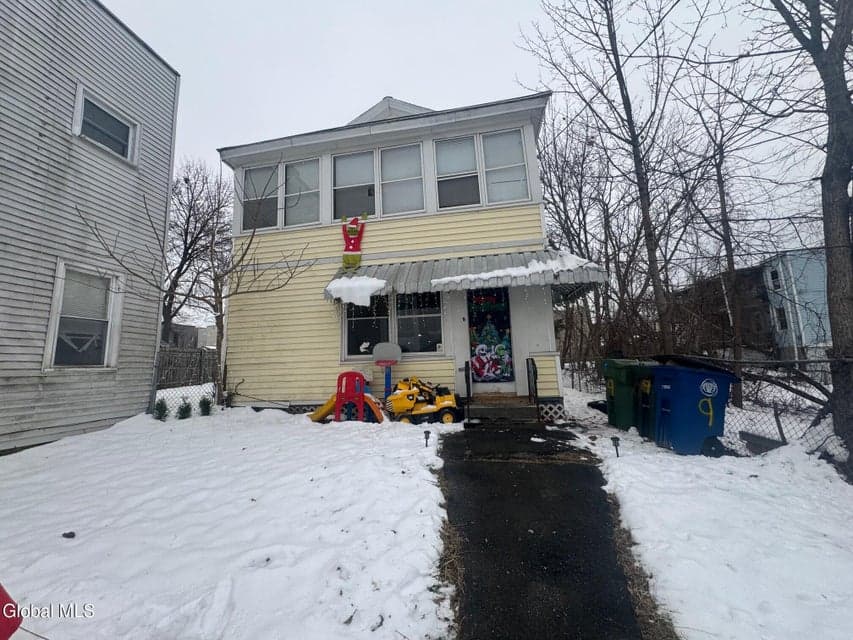 9 Broadway, photo 1