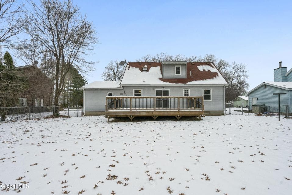 8 Allyson Court, photo 4