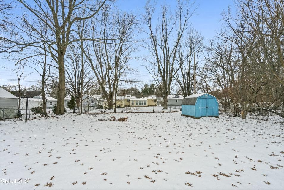 8 Allyson Court, photo 5