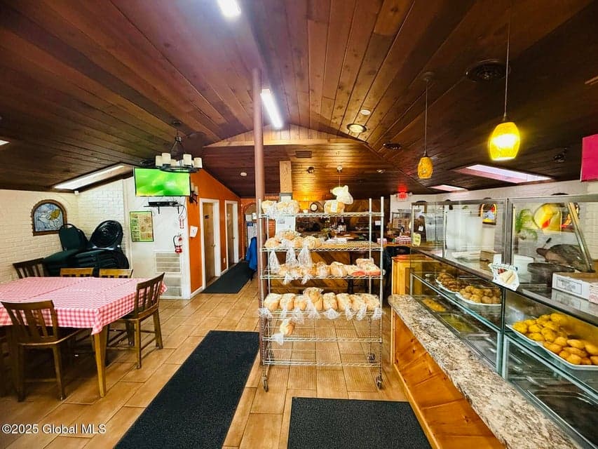 1414 State Street, photo 5