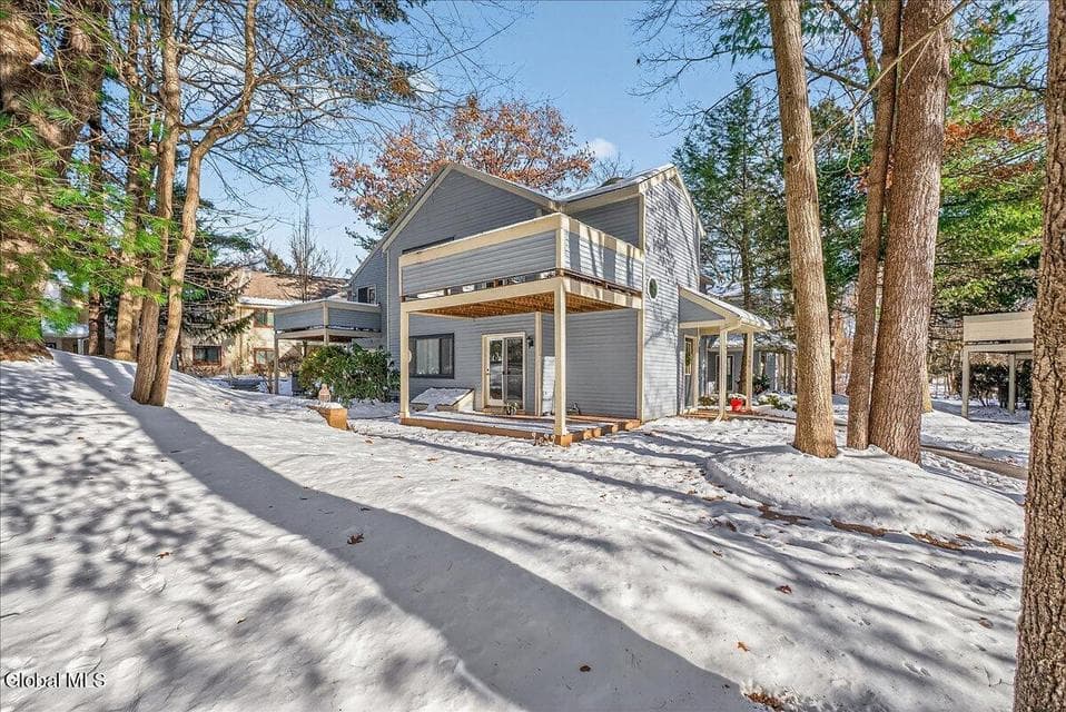 105 Yorktown Drive, photo 5