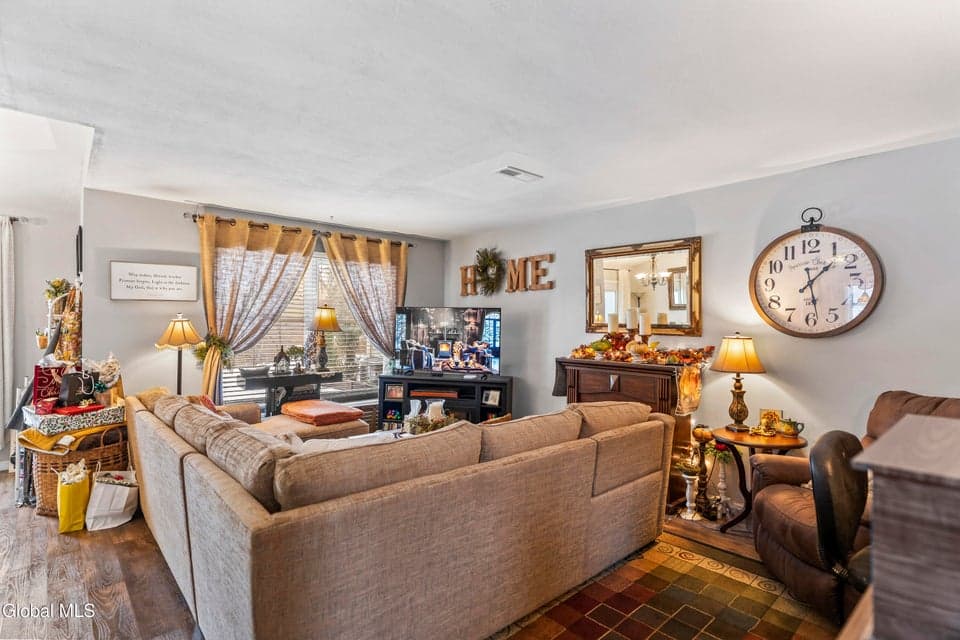 15 Stirrup Drive, photo 2