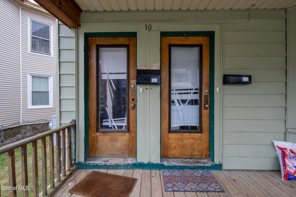 10 Putnam Street, photo 2