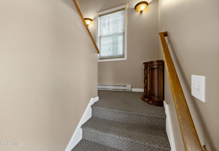 1200 Hillside Avenue, photo 2