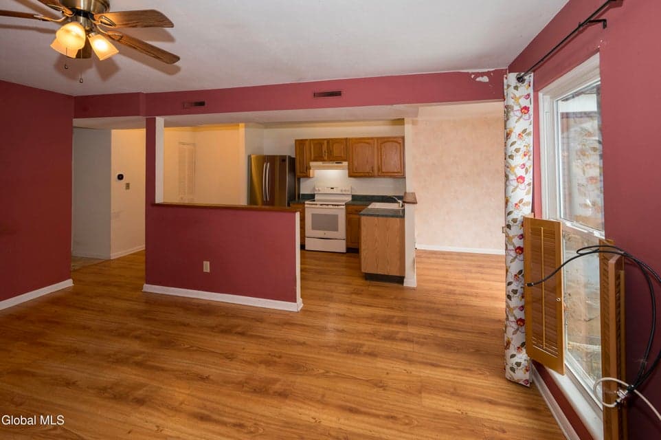 7 Fox Hollow Square, photo 4